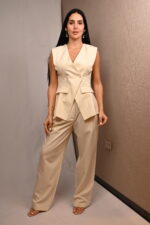 VEST - Imagen 3